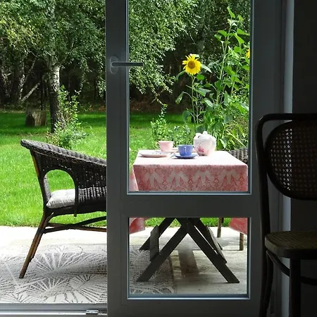 Vakantiehuis Oficynka Przy Lesie Grzegorzewice